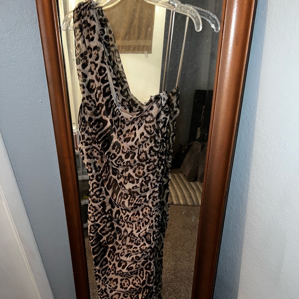 One shoulder ruched leopard print asymmetrical midi dress